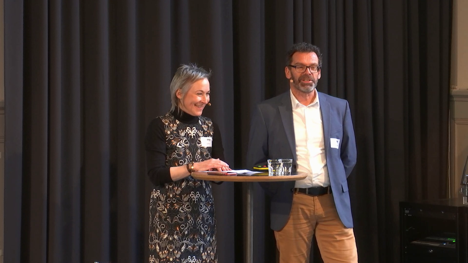 Dr. Andrea Malits (Open Science Services, University Library Zurich) and Prof. Dr. Rudolf Mumenthaler (University Library Zurich)